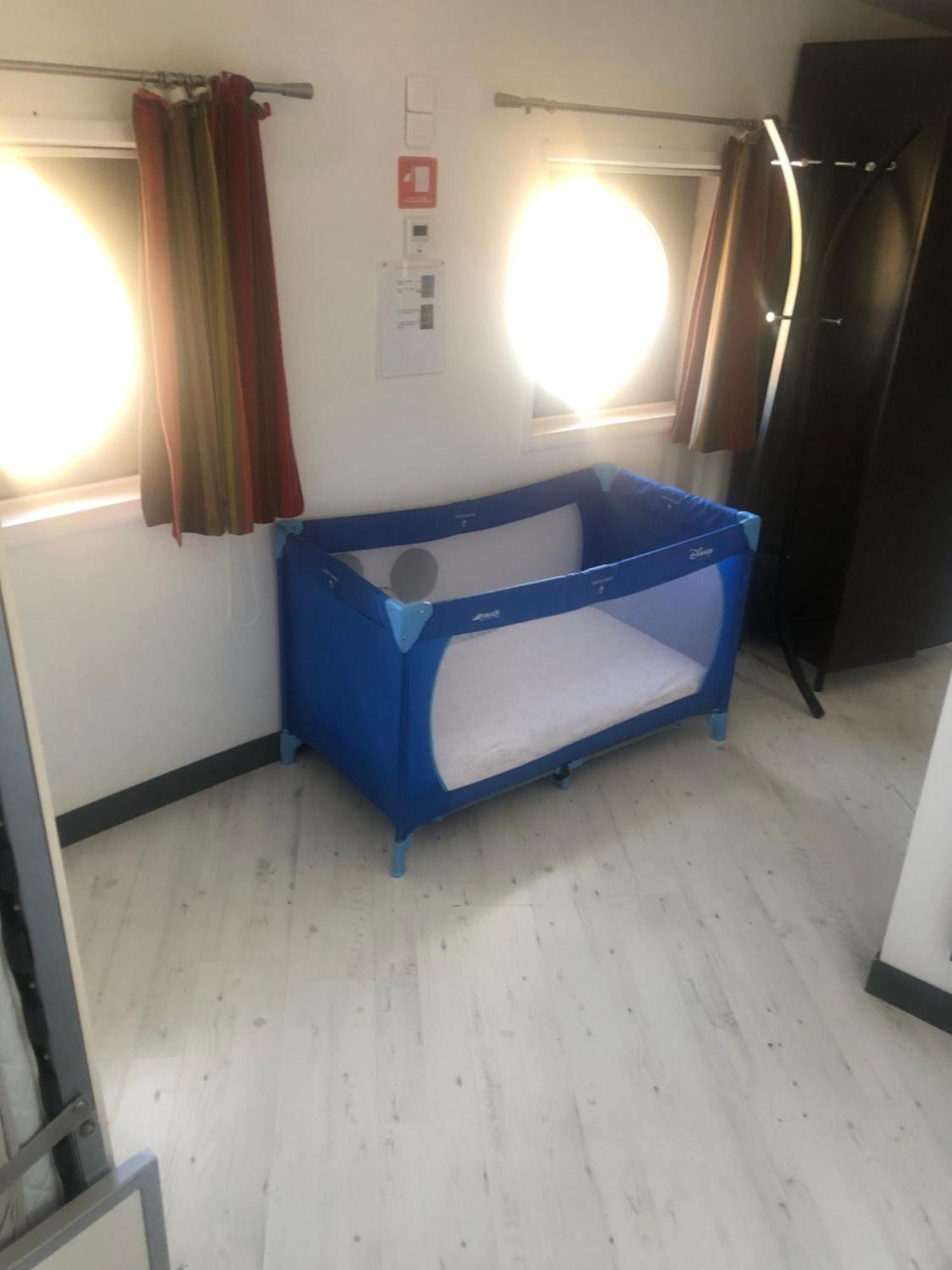 Residence Cosyade Equipee D'Un Parking Prive Gratuit Bourbourg Exterior photo
